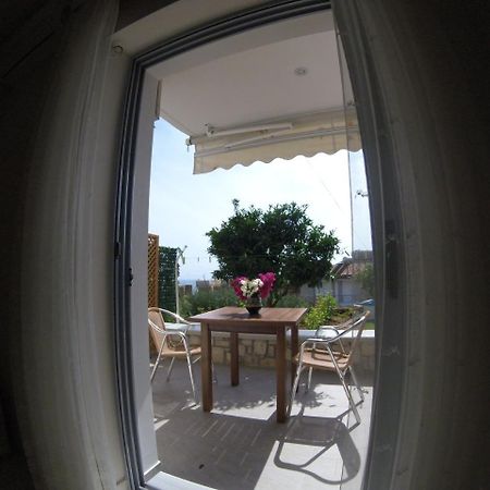 Riviera Rooms Himare Exterior foto