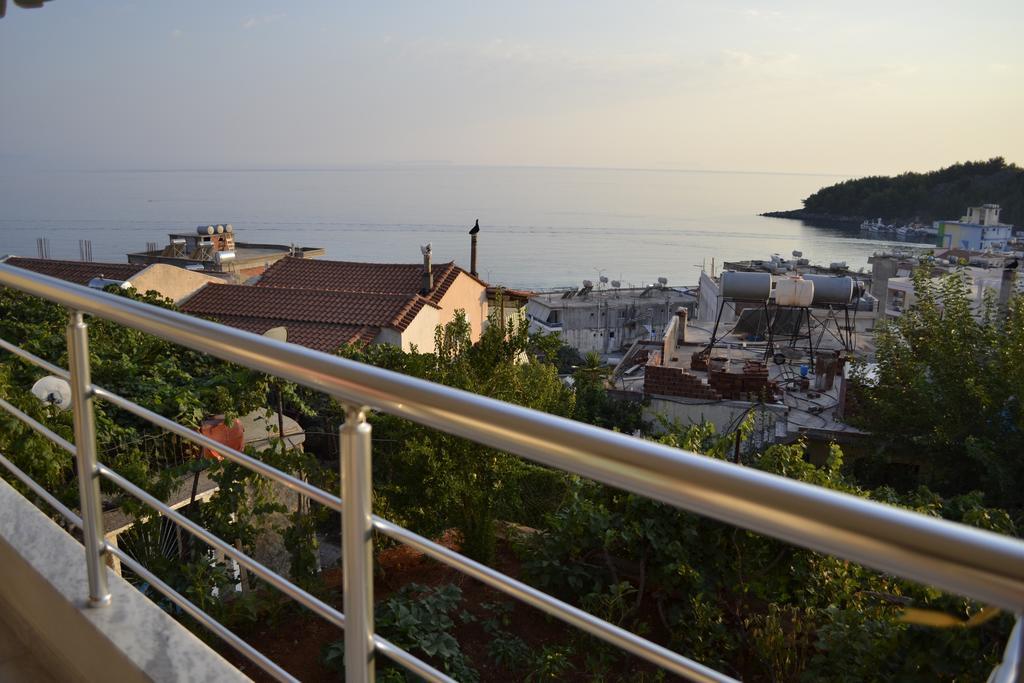 Riviera Rooms Himare Quarto foto