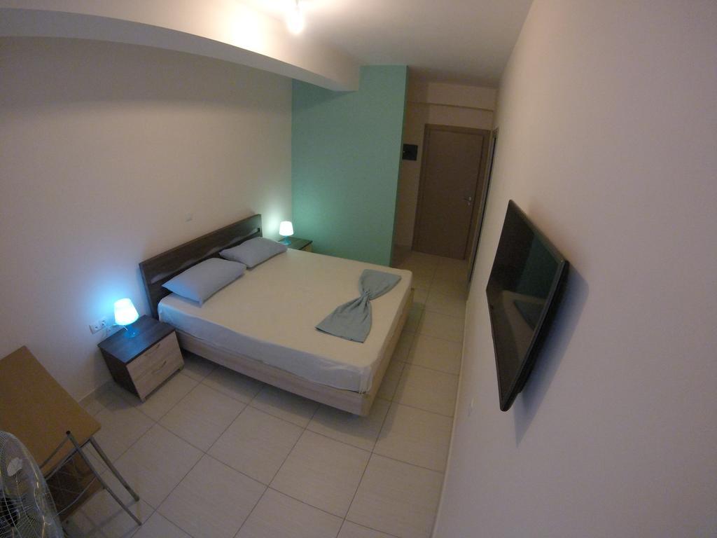 Riviera Rooms Himare Exterior foto